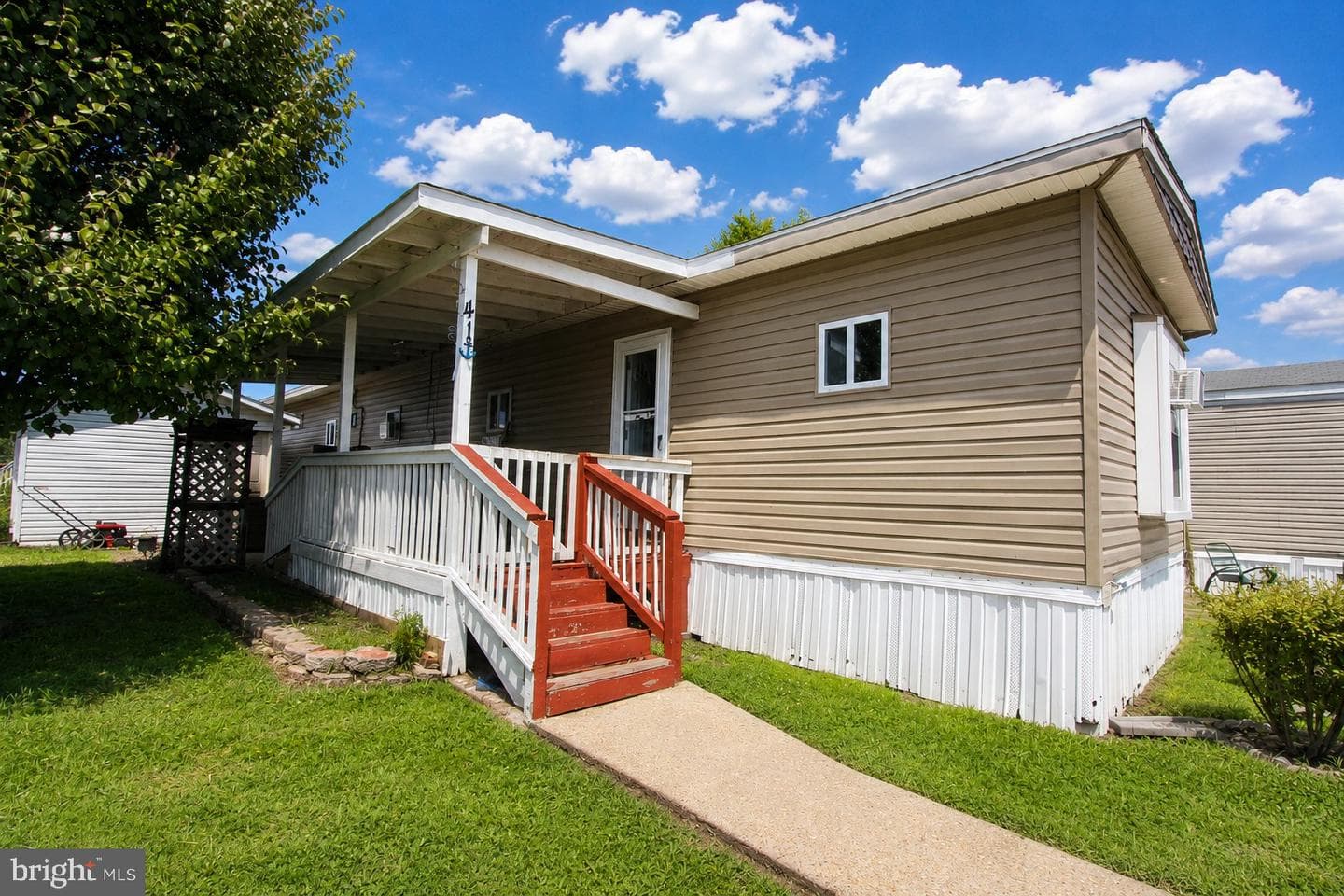 41 Anita Drive photo 1
