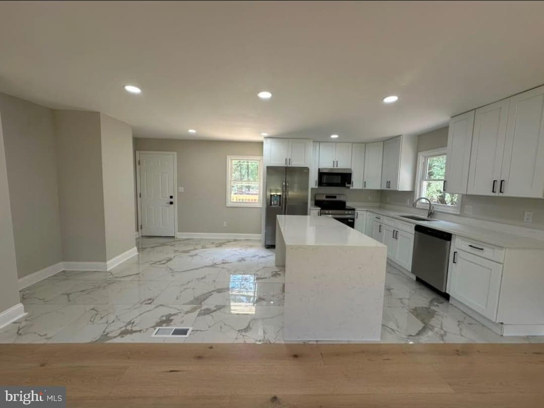 21 Salvington Road photo 1