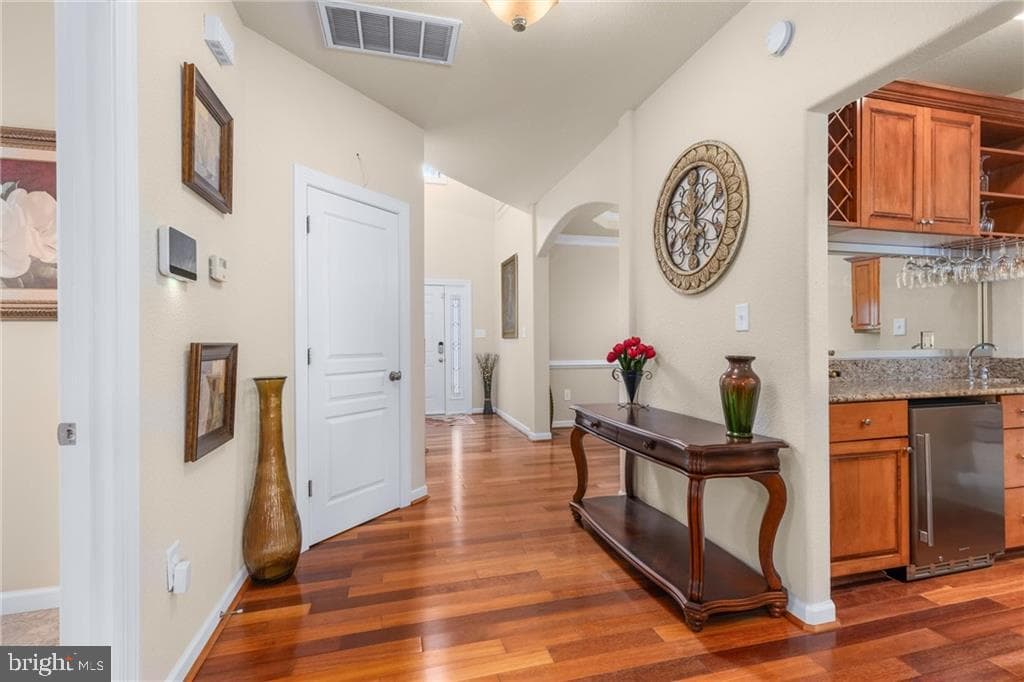 5436 Larissa Court photo 16