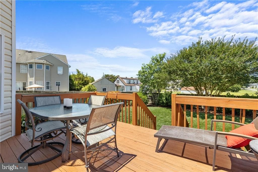 5436 Larissa Court photo 40