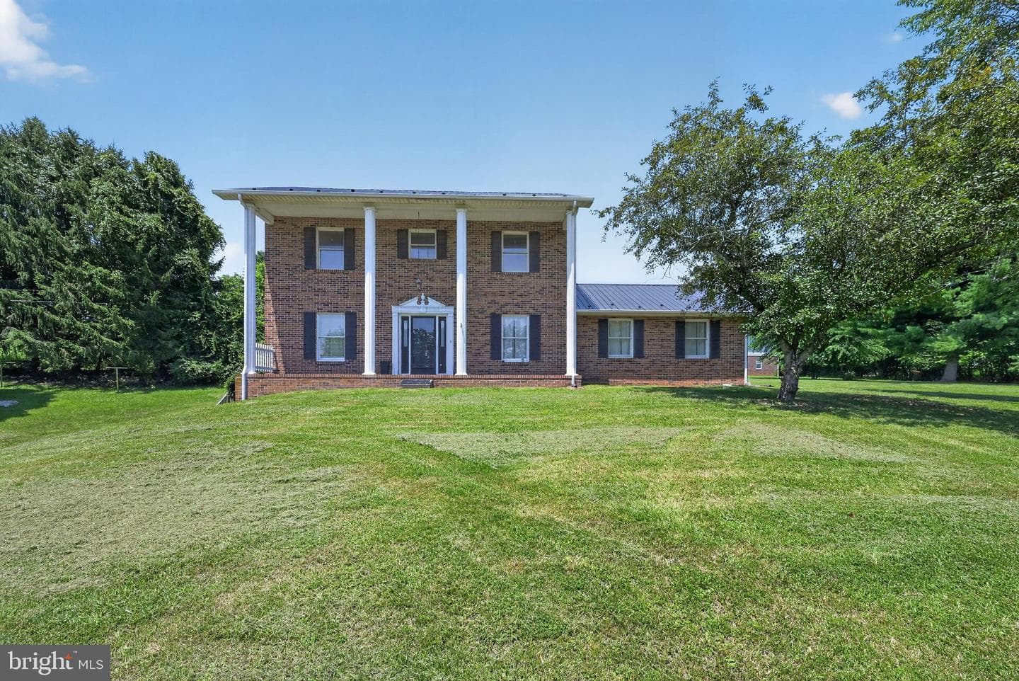 797 Falcon Drive NE photo 4