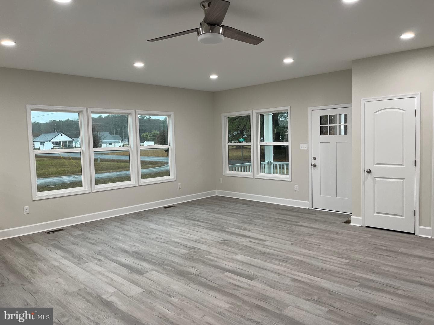 1080 Glebe Harbor Dr photo 5