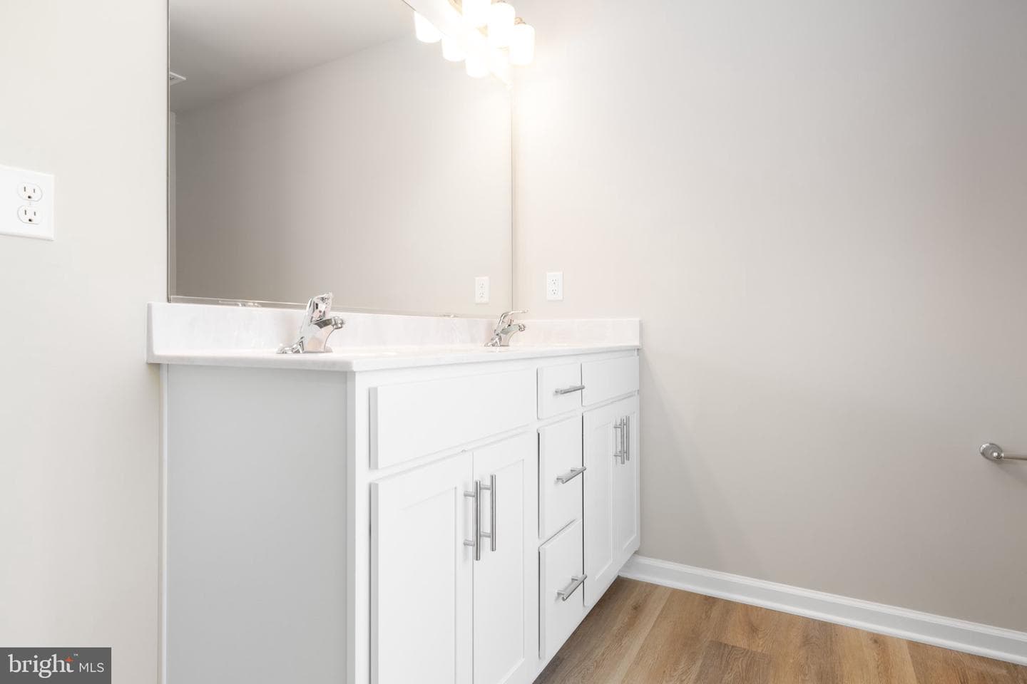 130 Mt Vernon Drive photo 24