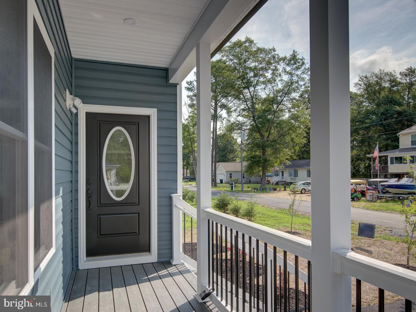 135 Locust Avenue photo 40