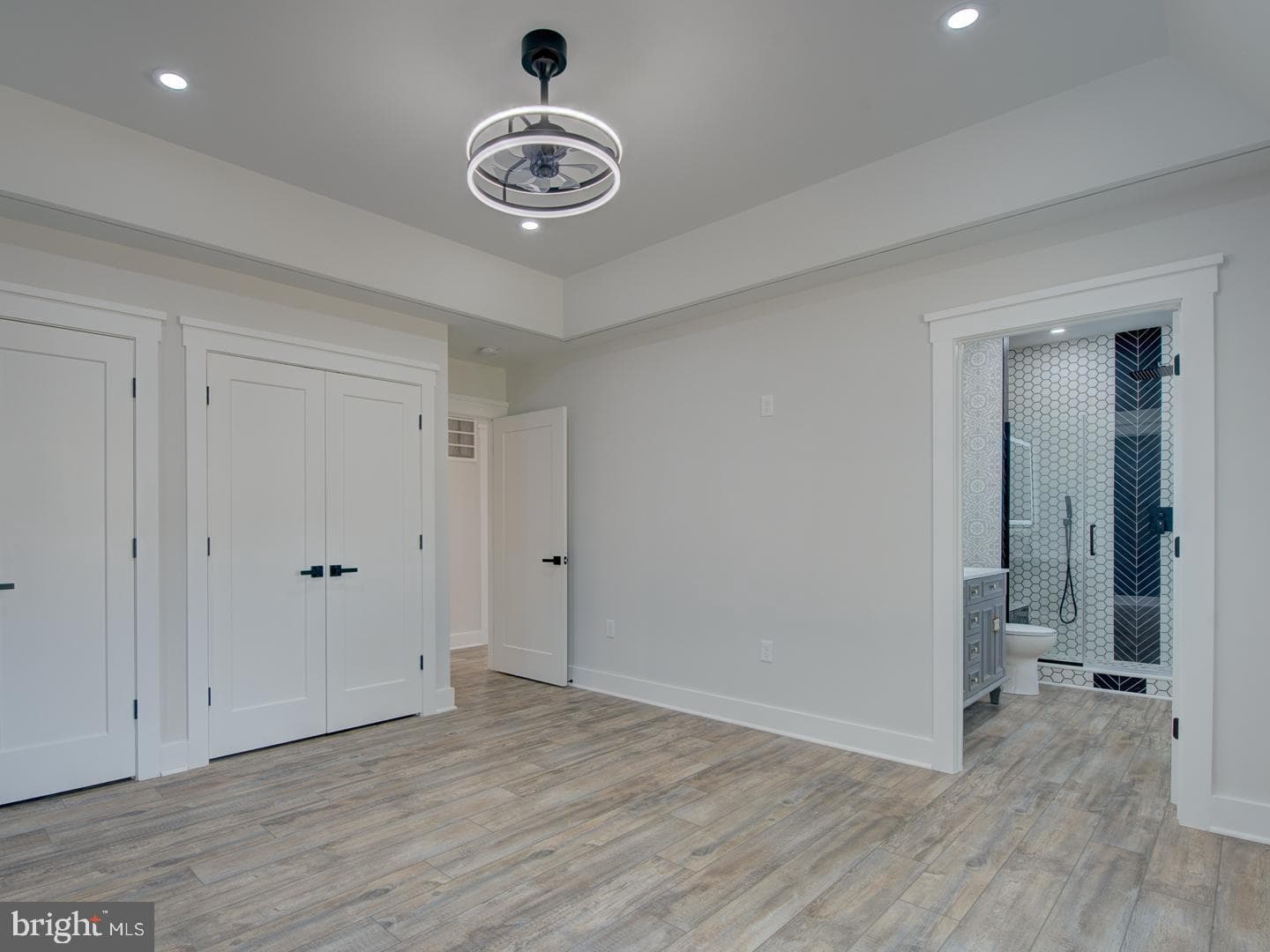 135 Locust Avenue photo 67