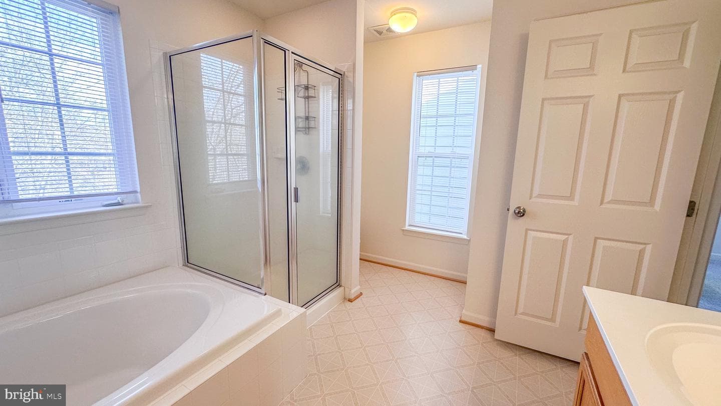 407 Monroe Point photo 19