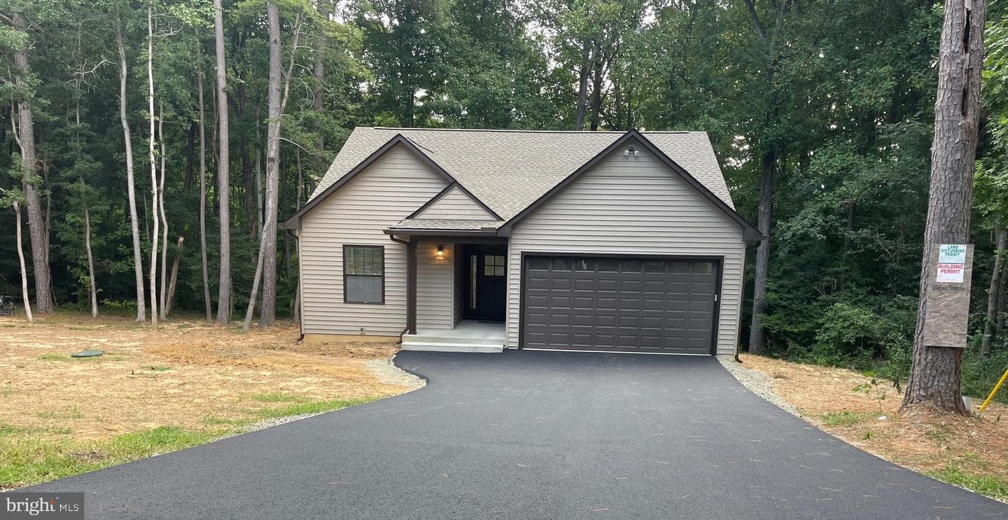 53 Artisan Drive photo 2