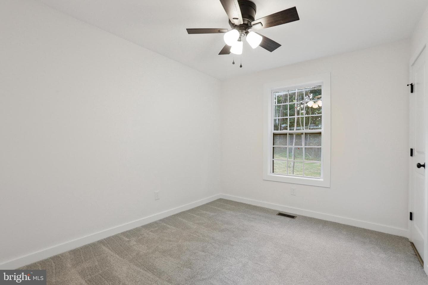 53 Artisan Drive photo 27