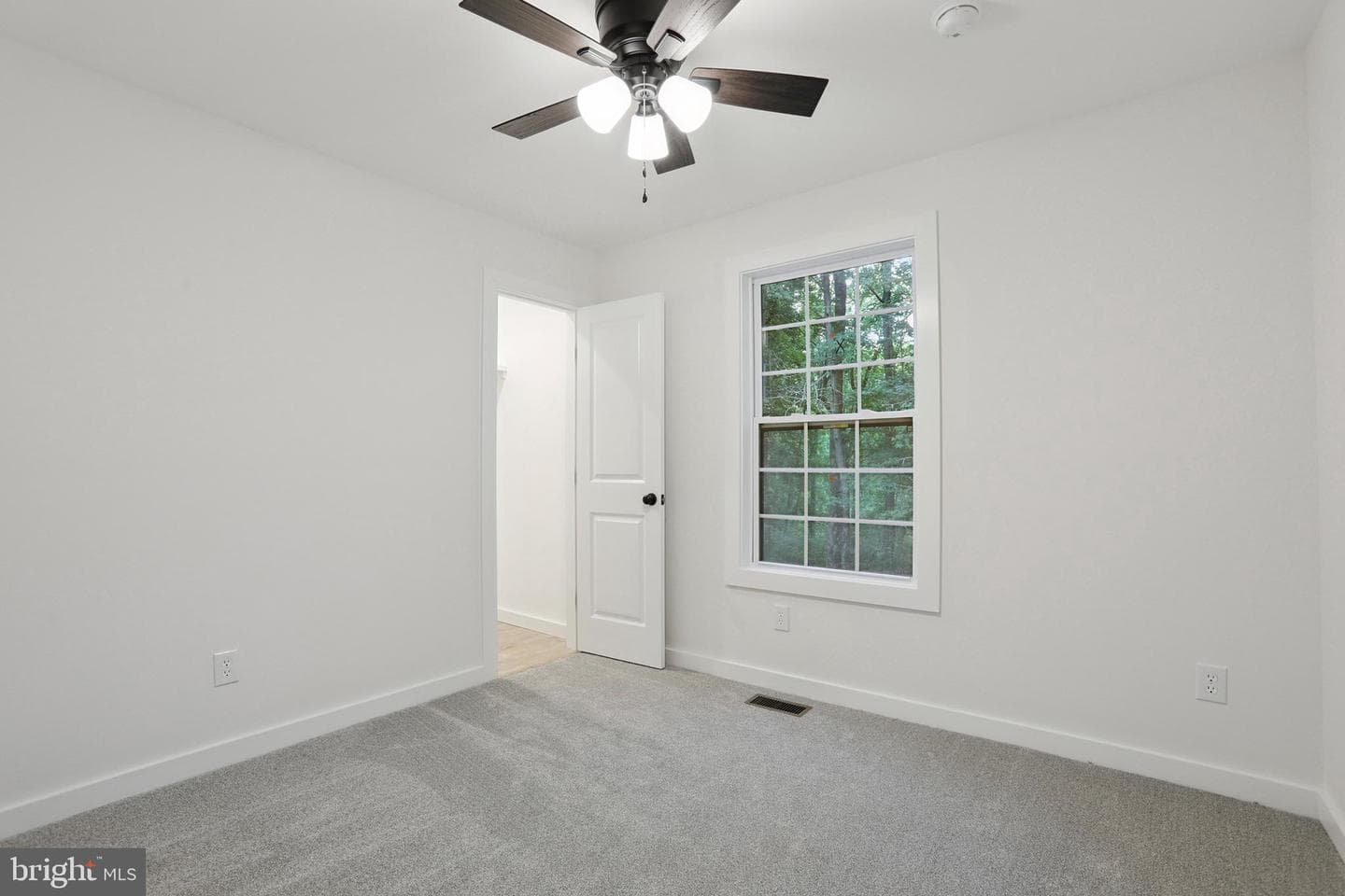 53 Artisan Drive photo 31