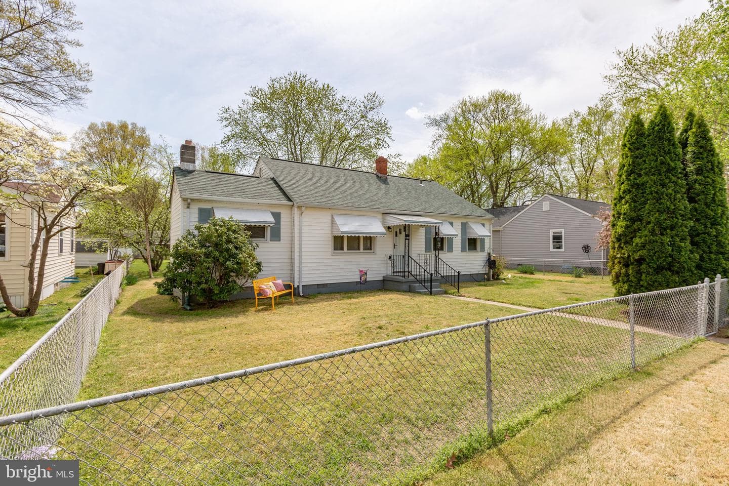 216 Locust Avenue photo 32