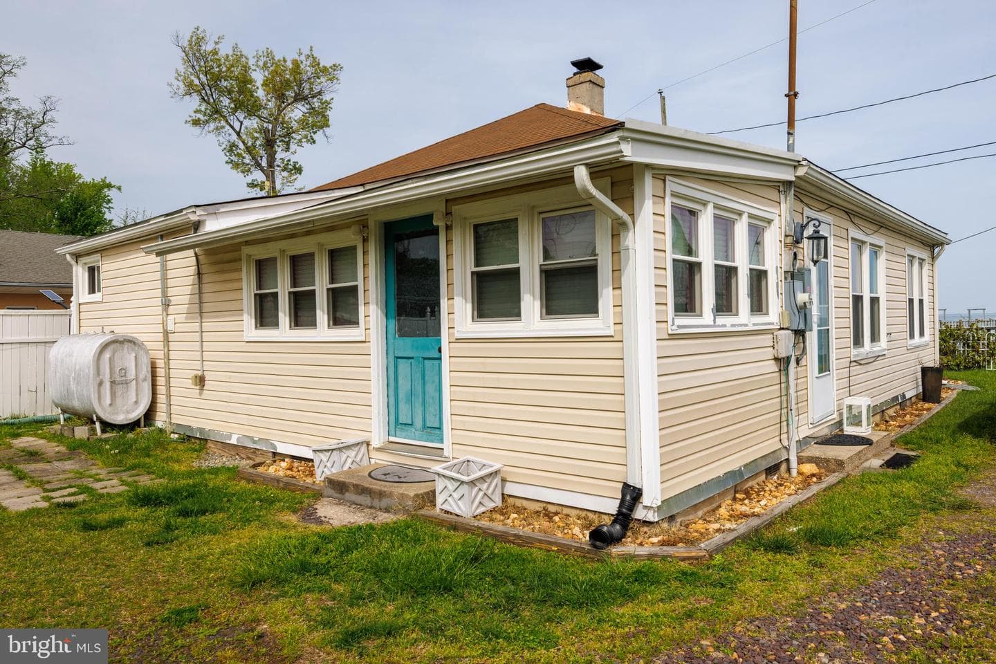 1519 Irving Avenue photo 43