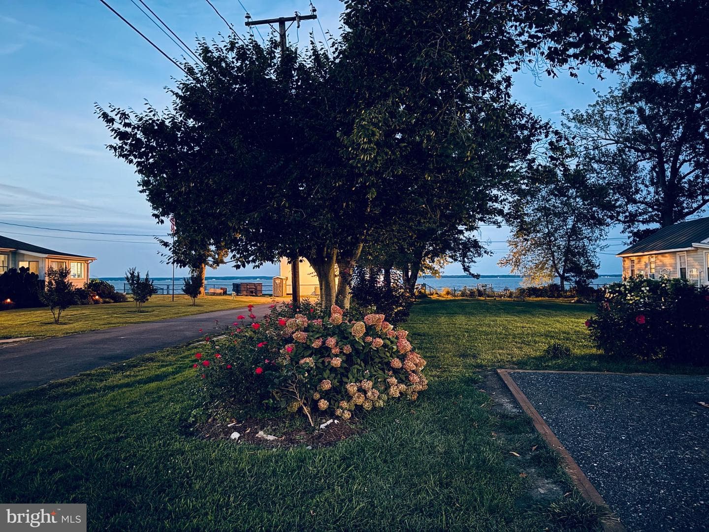 16 9th Street photo 2