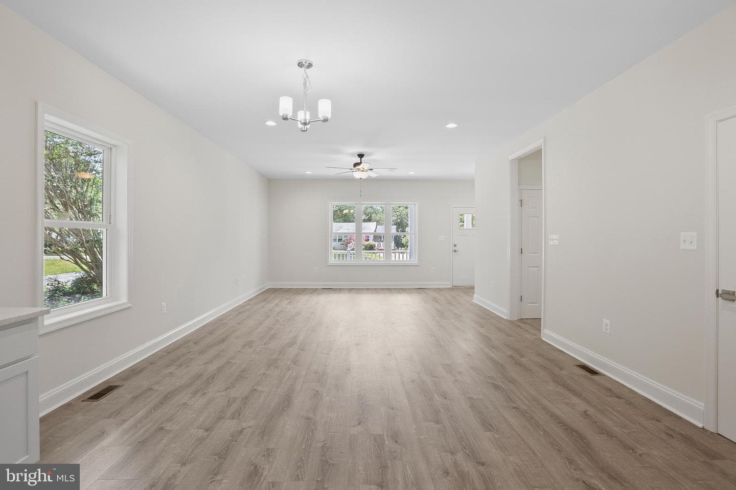 1448 Holly Vista photo 16