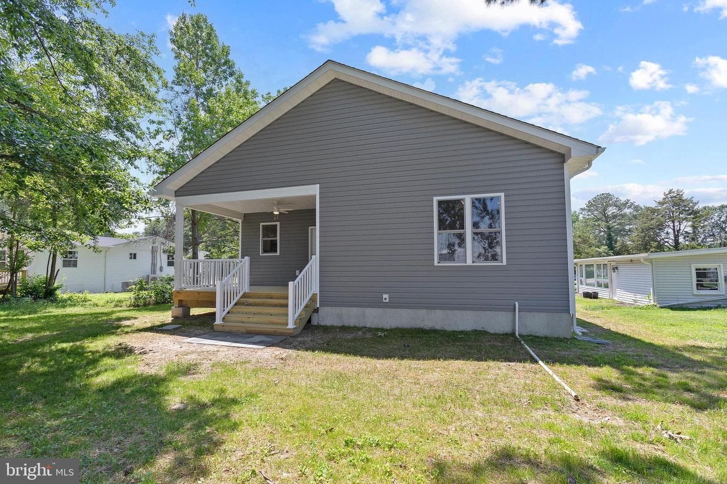 1448 Holly Vista photo 32