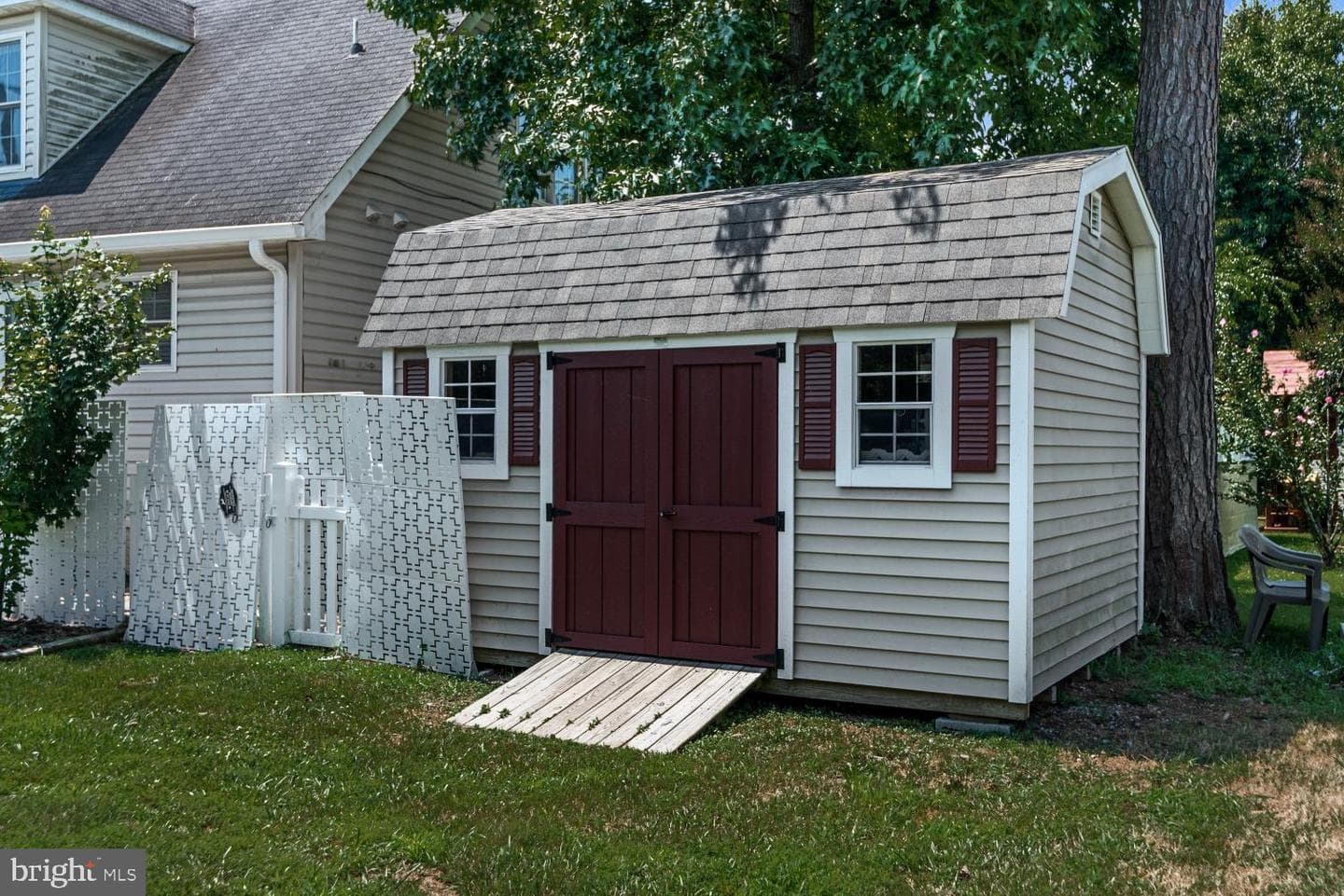 301 3rd Street photo 32