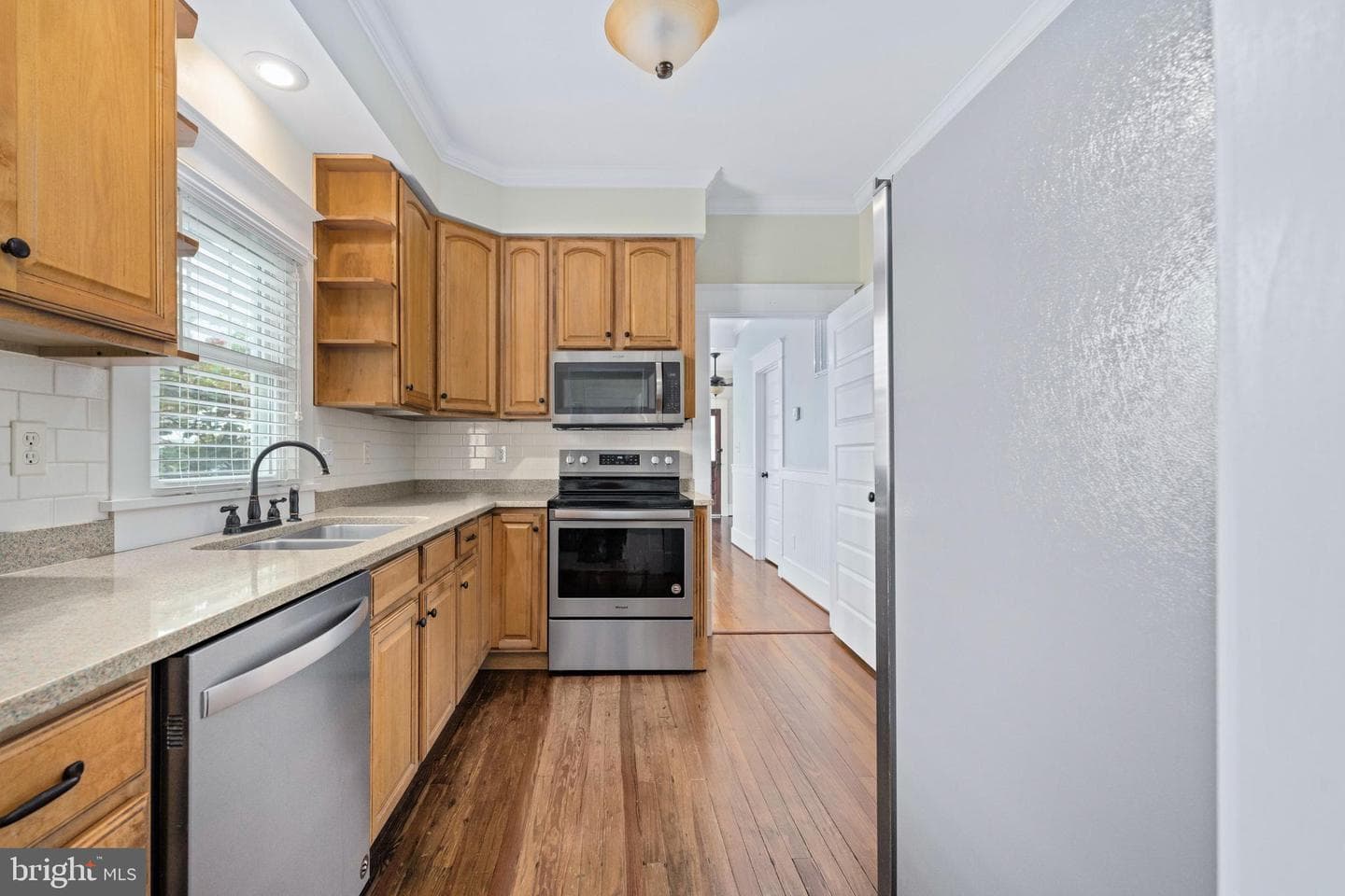 1001 Bancroft Avenue photo 36