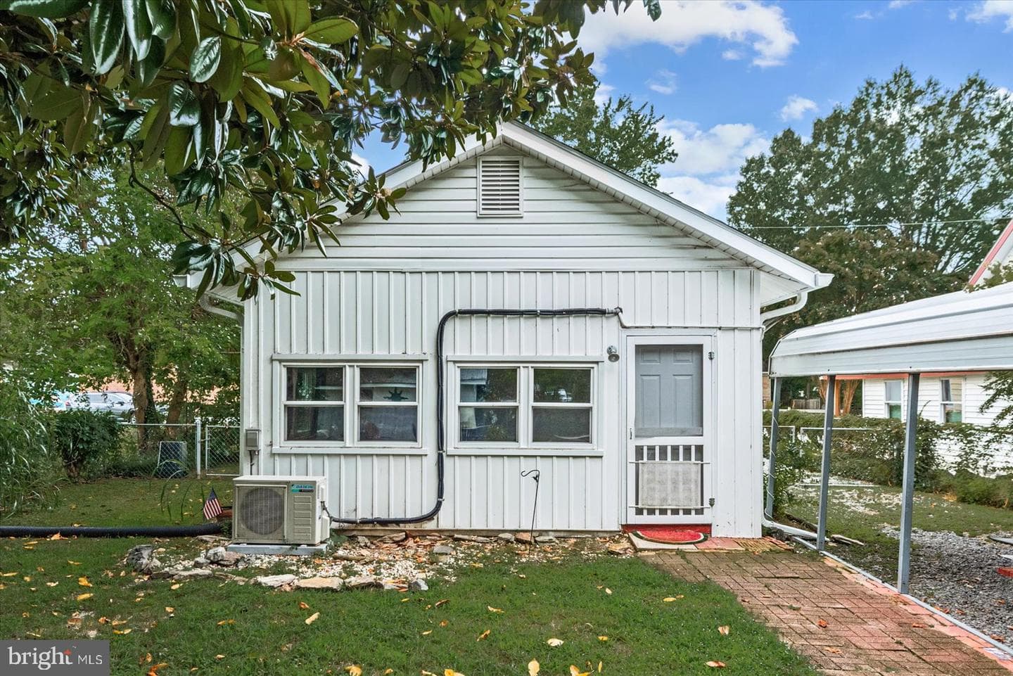 209 Hawthorne Street photo 37