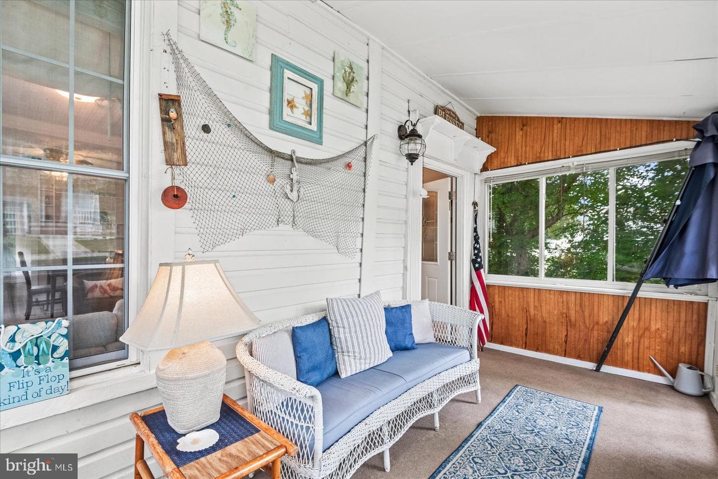 209 Hawthorne Street photo 8