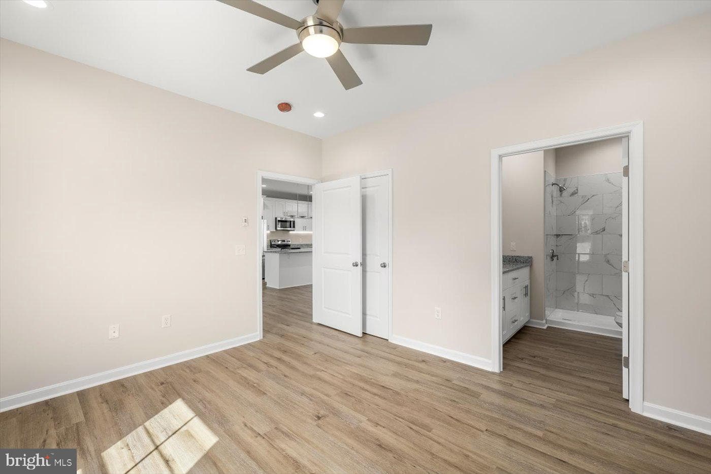 1419 S. Glebe Road photo 21