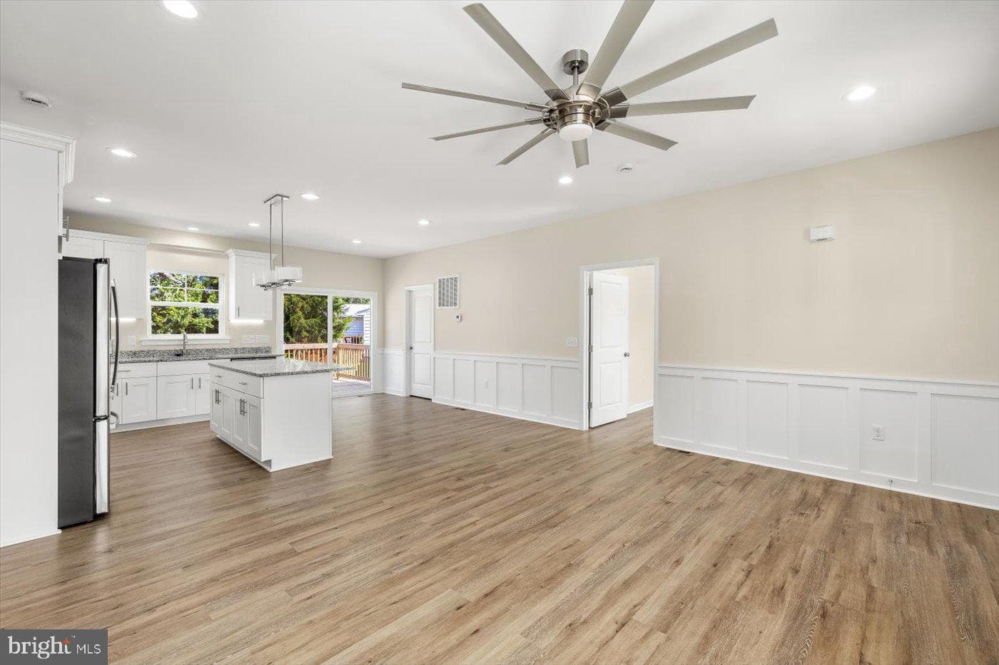 1419 S. Glebe Road photo 4