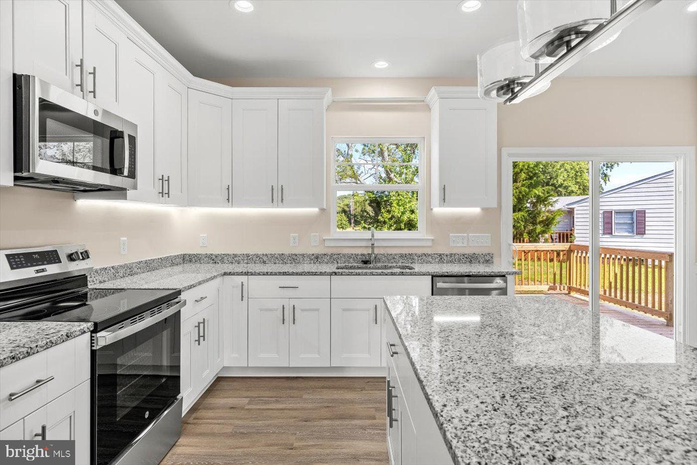 1419 S. Glebe Road photo 8