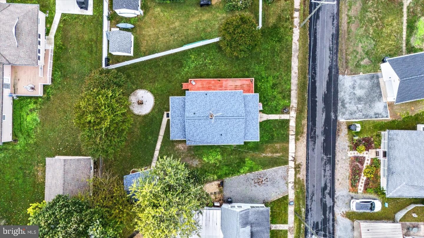 314 Lafayette Street photo 32