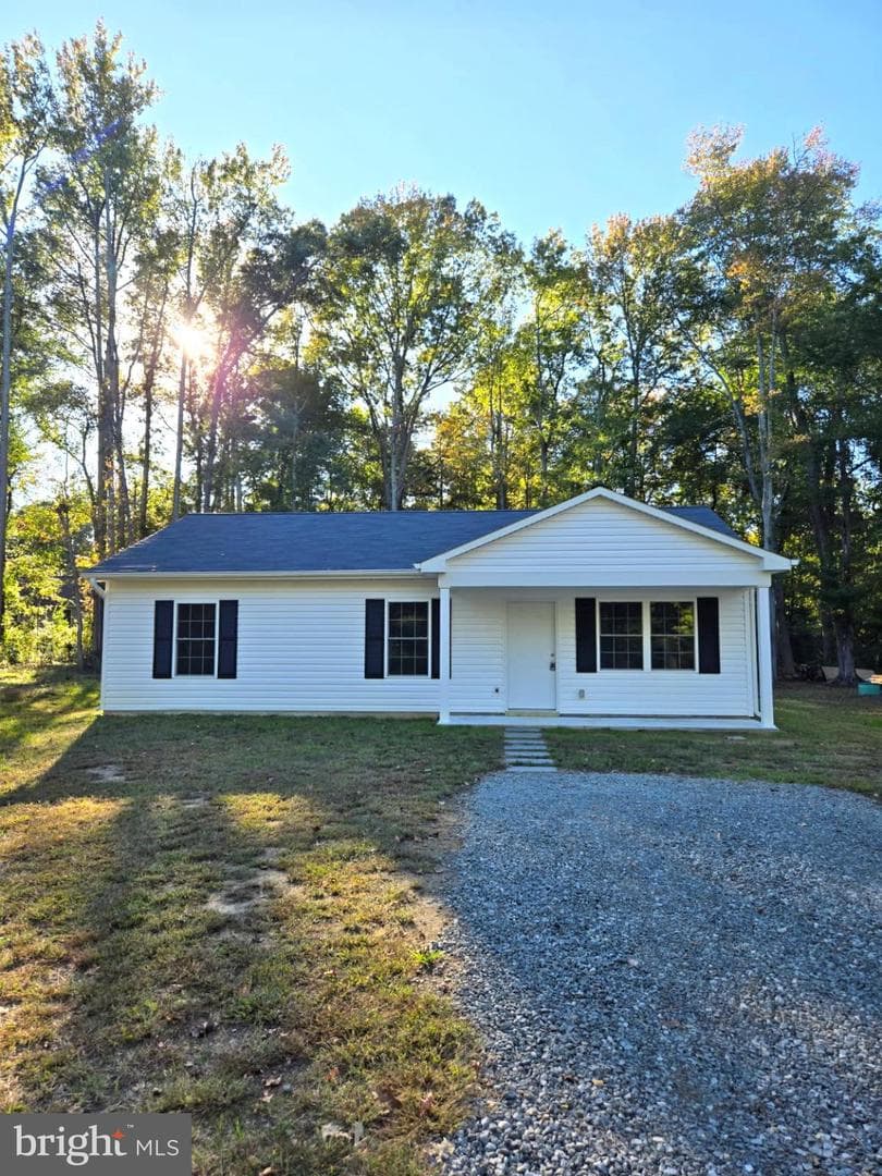227 Forest Grove Road photo 1