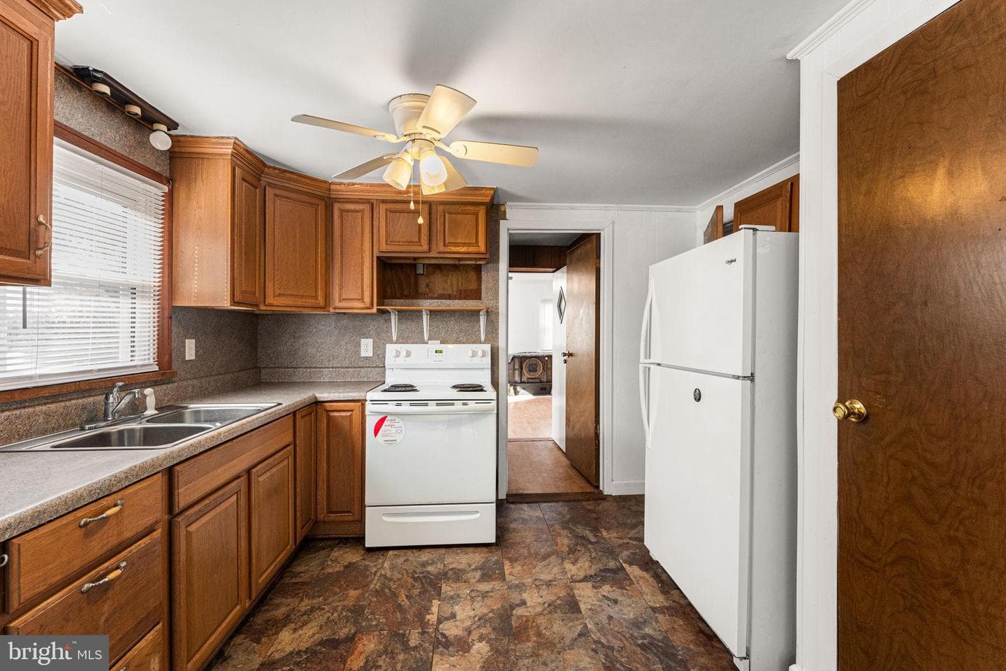 36 Washington Circle photo 25