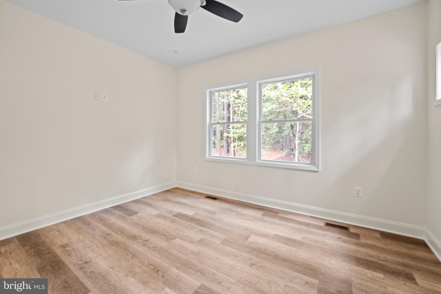 94 Dingley Road photo 16
