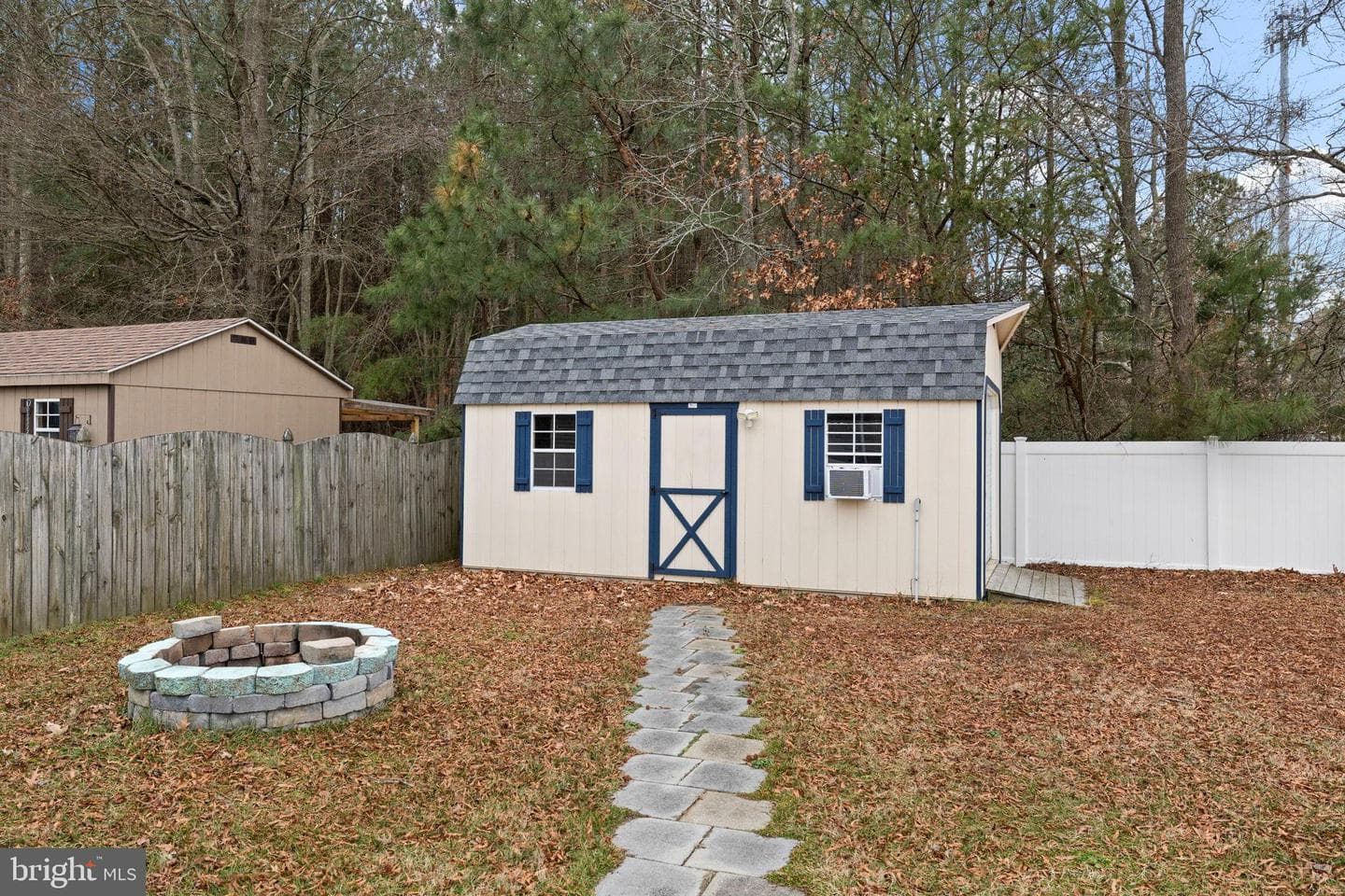 617 Wakefield Drive photo 6