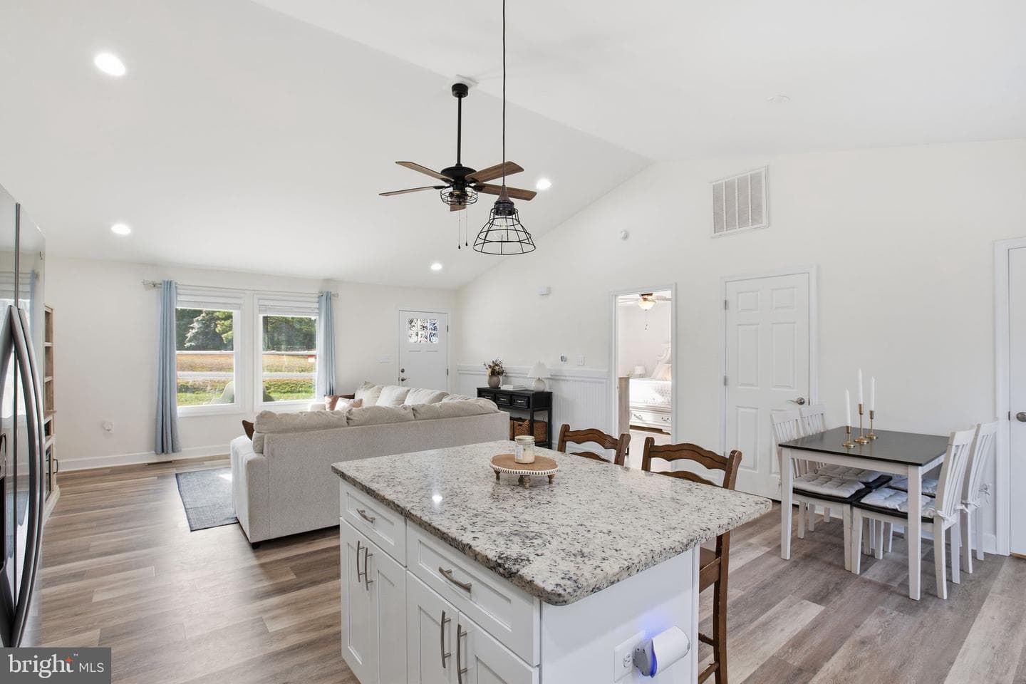 798 S Glebe photo 11