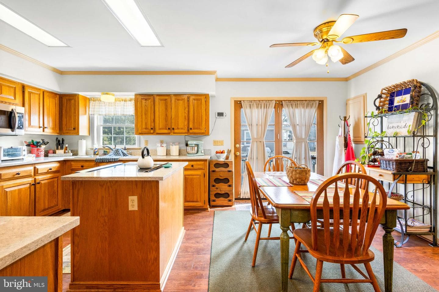 144 Essex photo 54