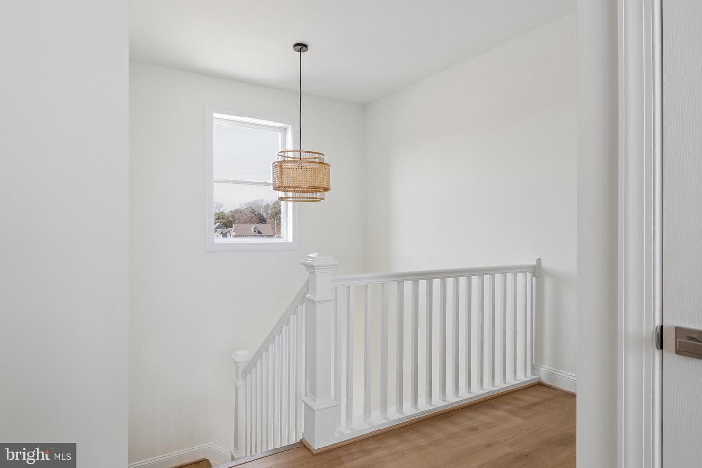 54 Shore Dr. photo 22