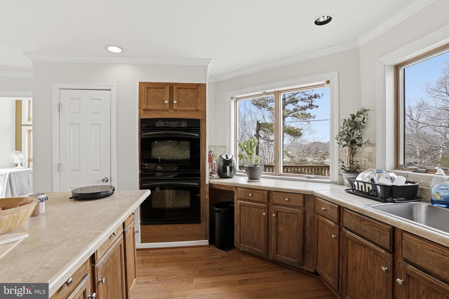 115 Waterside Ln photo 17