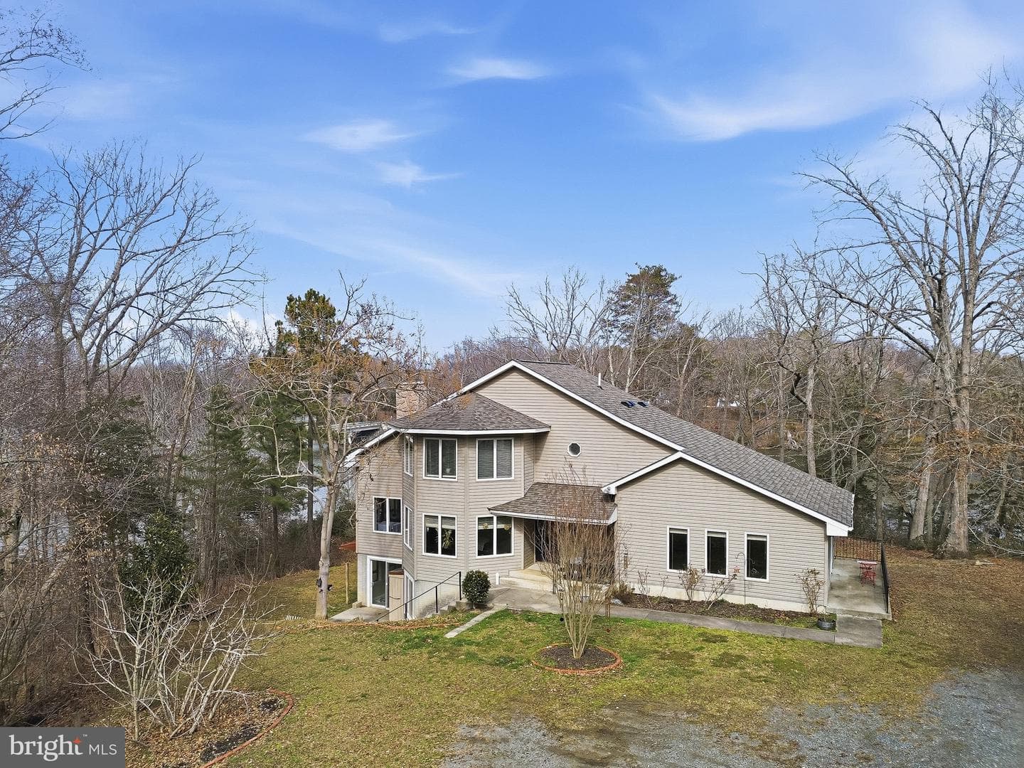 115 Waterside Ln photo 38