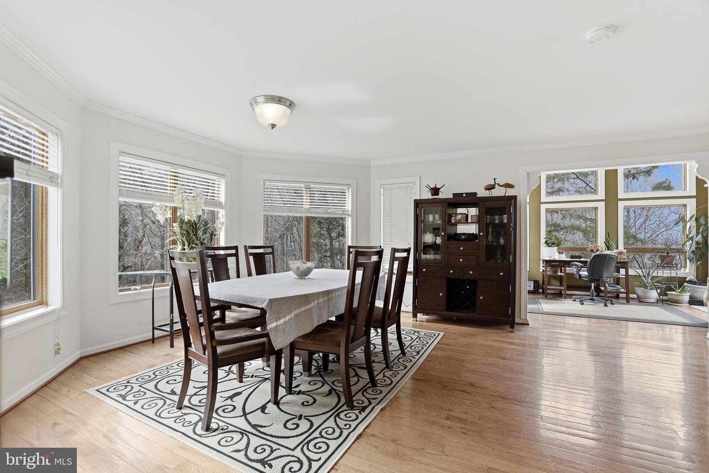 115 Waterside Ln photo 9