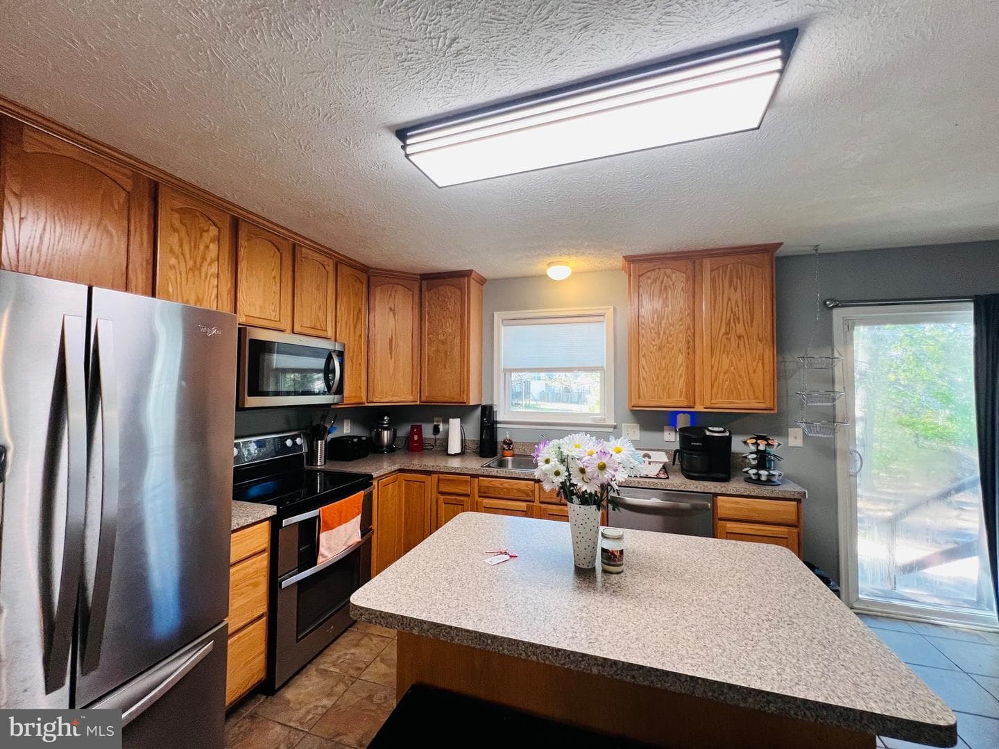 213 Forest Avenue photo 18