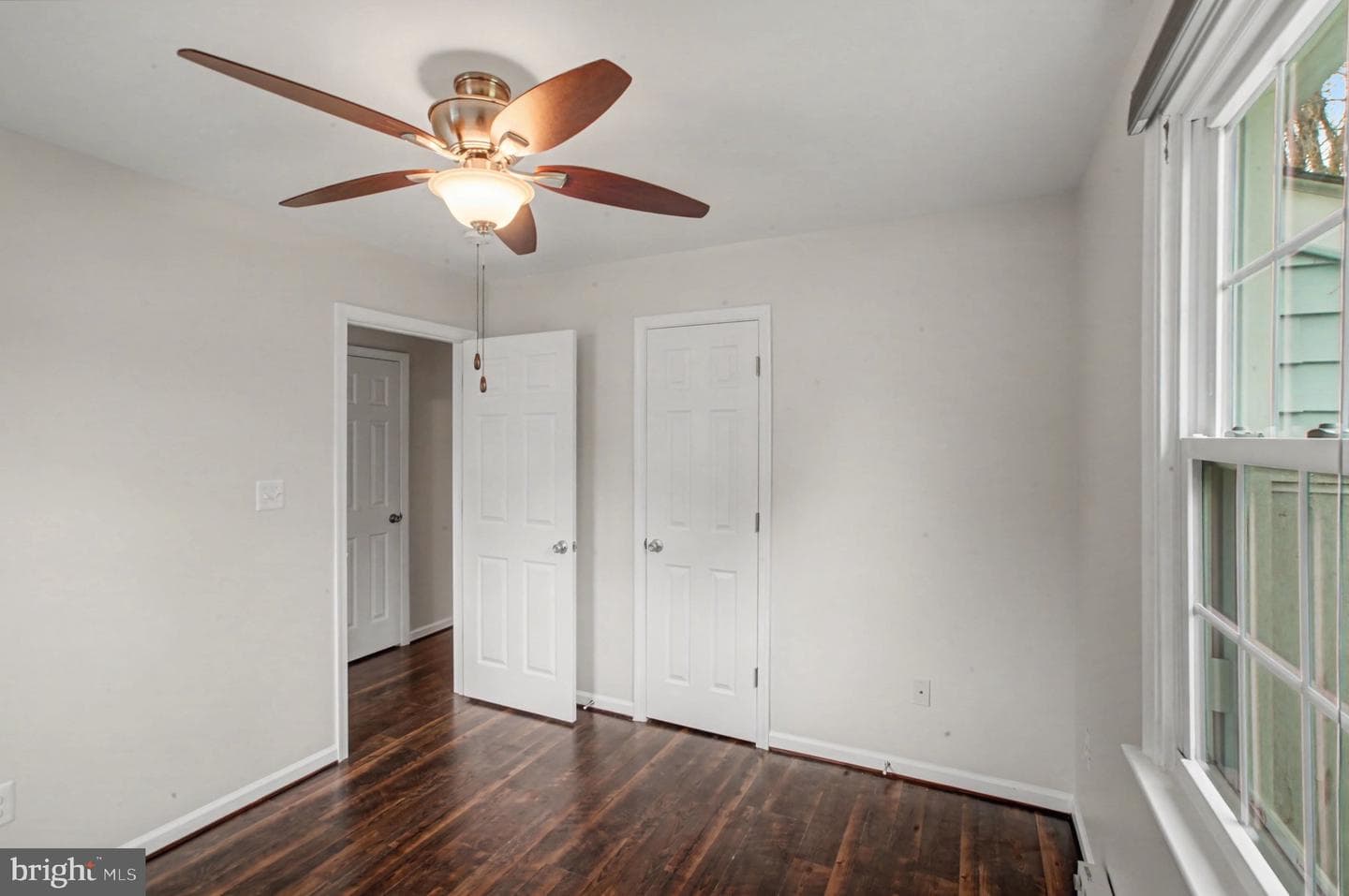 217 Locust Avenue photo 13