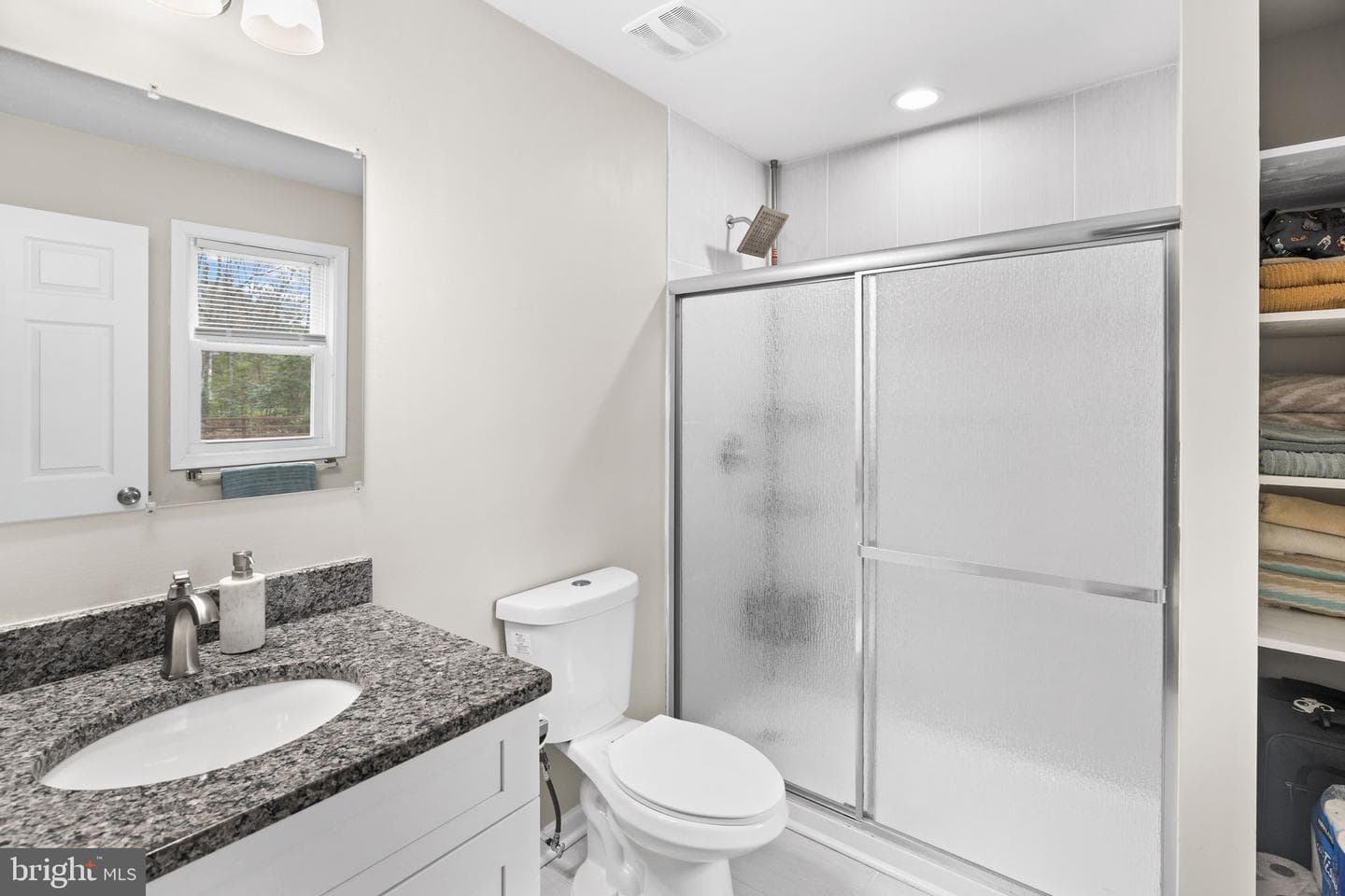 84 Pinewood Ln. photo 19