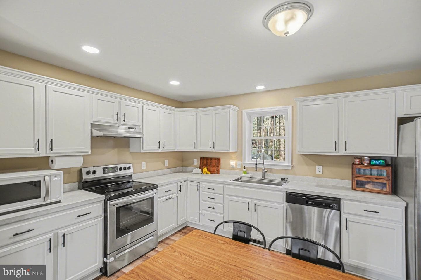 261 Azure Drive photo 12