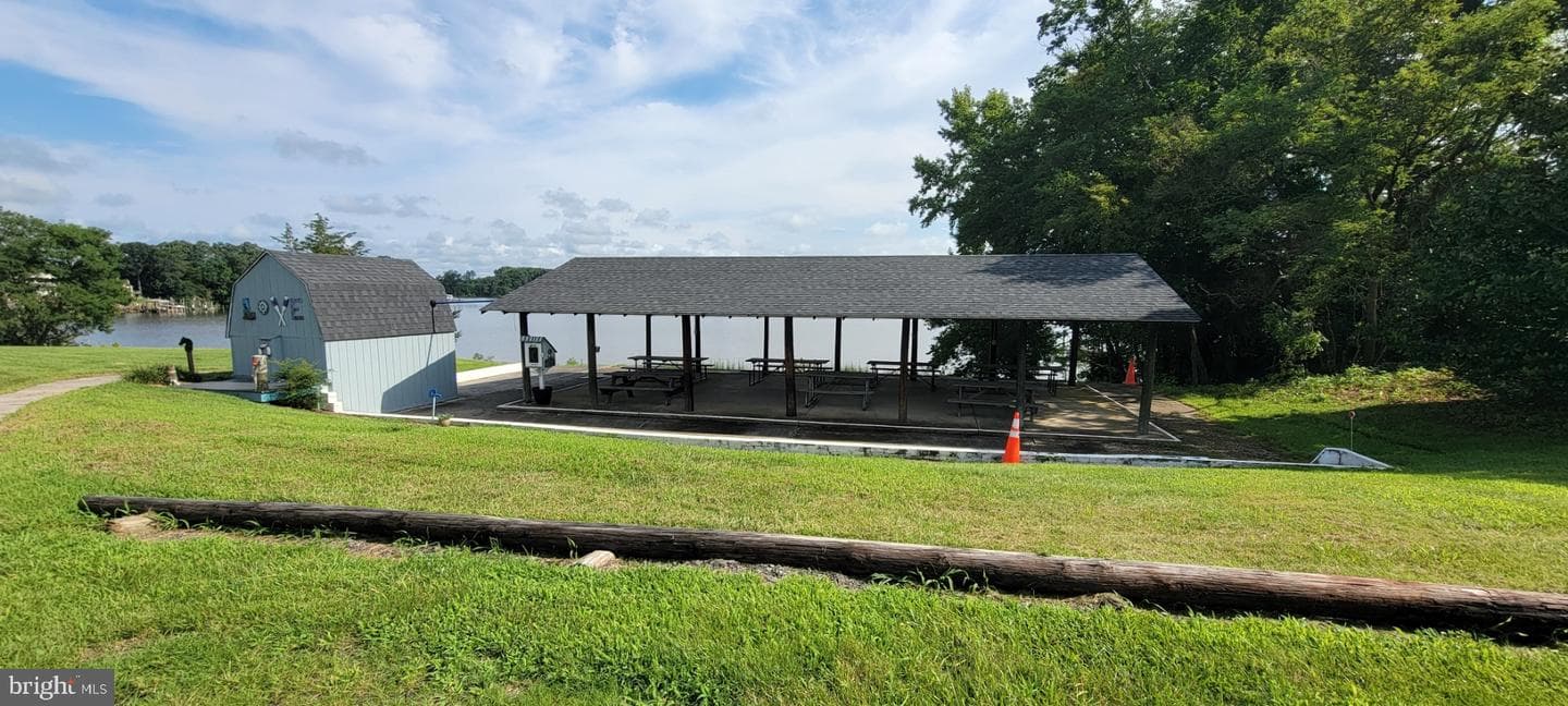 261 Azure Drive photo 40