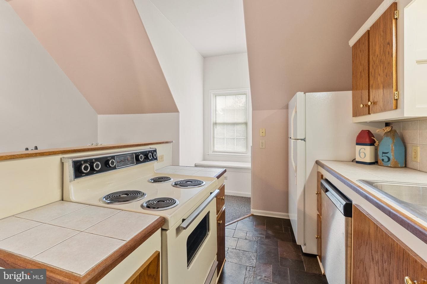 367 Edgewater Lane photo 49