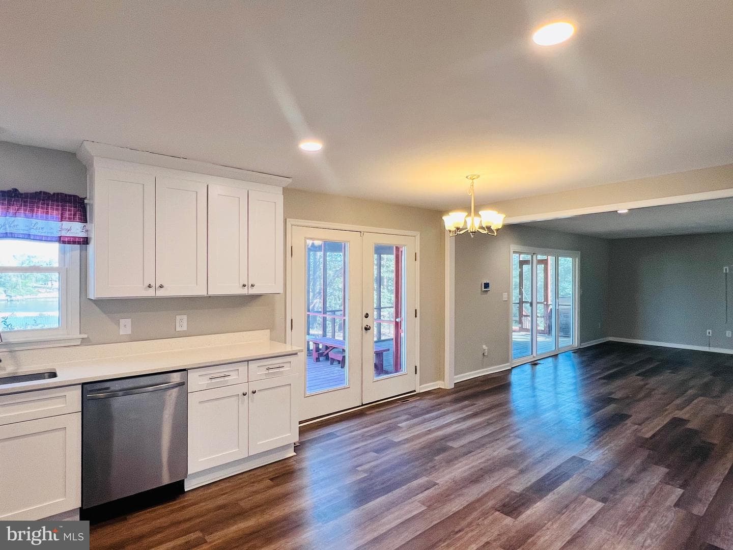436 Thompson Circle photo 24