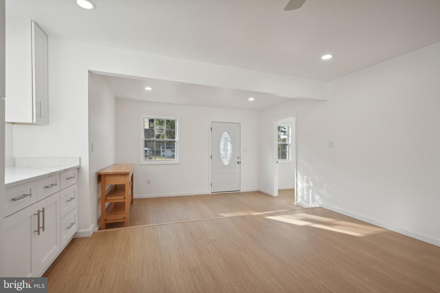 1432 Holly Vista Drive photo 4