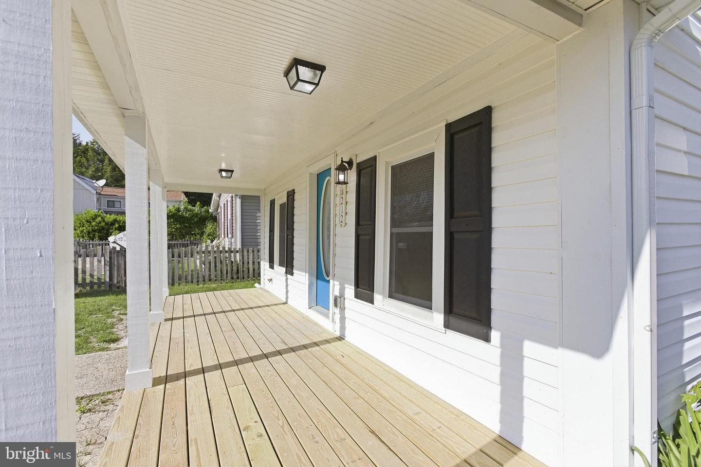 212 Bancroft Avenue photo 3