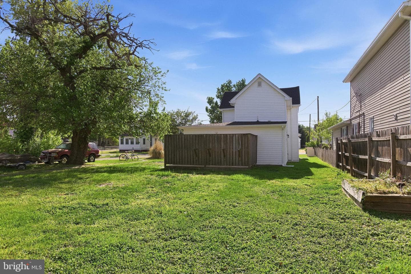 212 Bancroft Avenue photo 34
