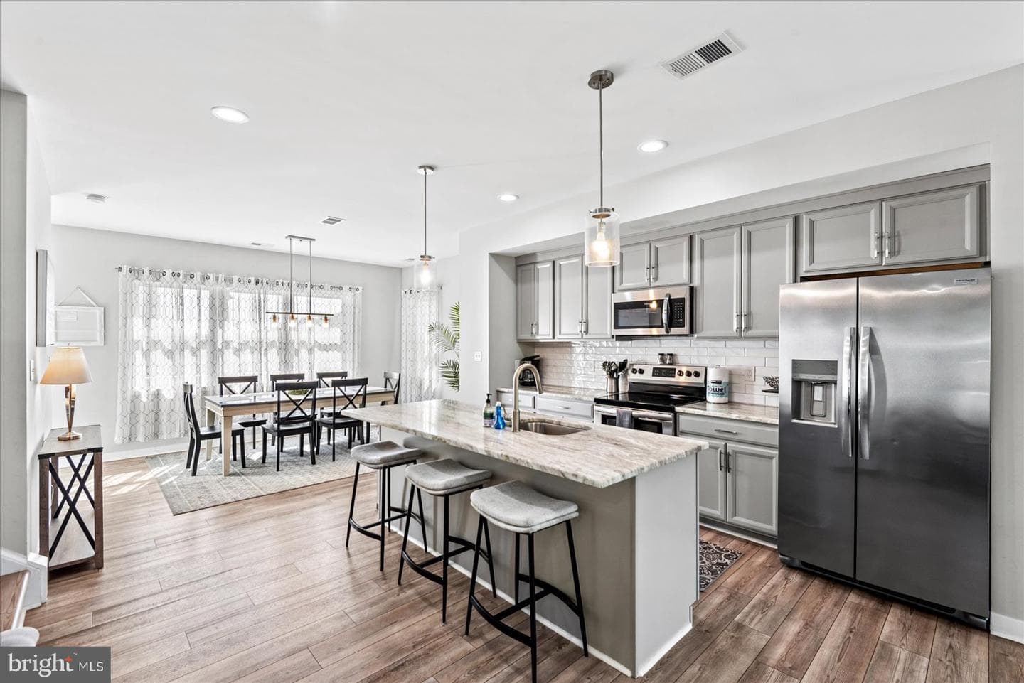 300 Douglas Avenue photo 9