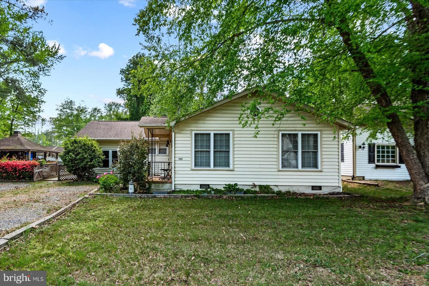797 Forest Grove Road photo 3