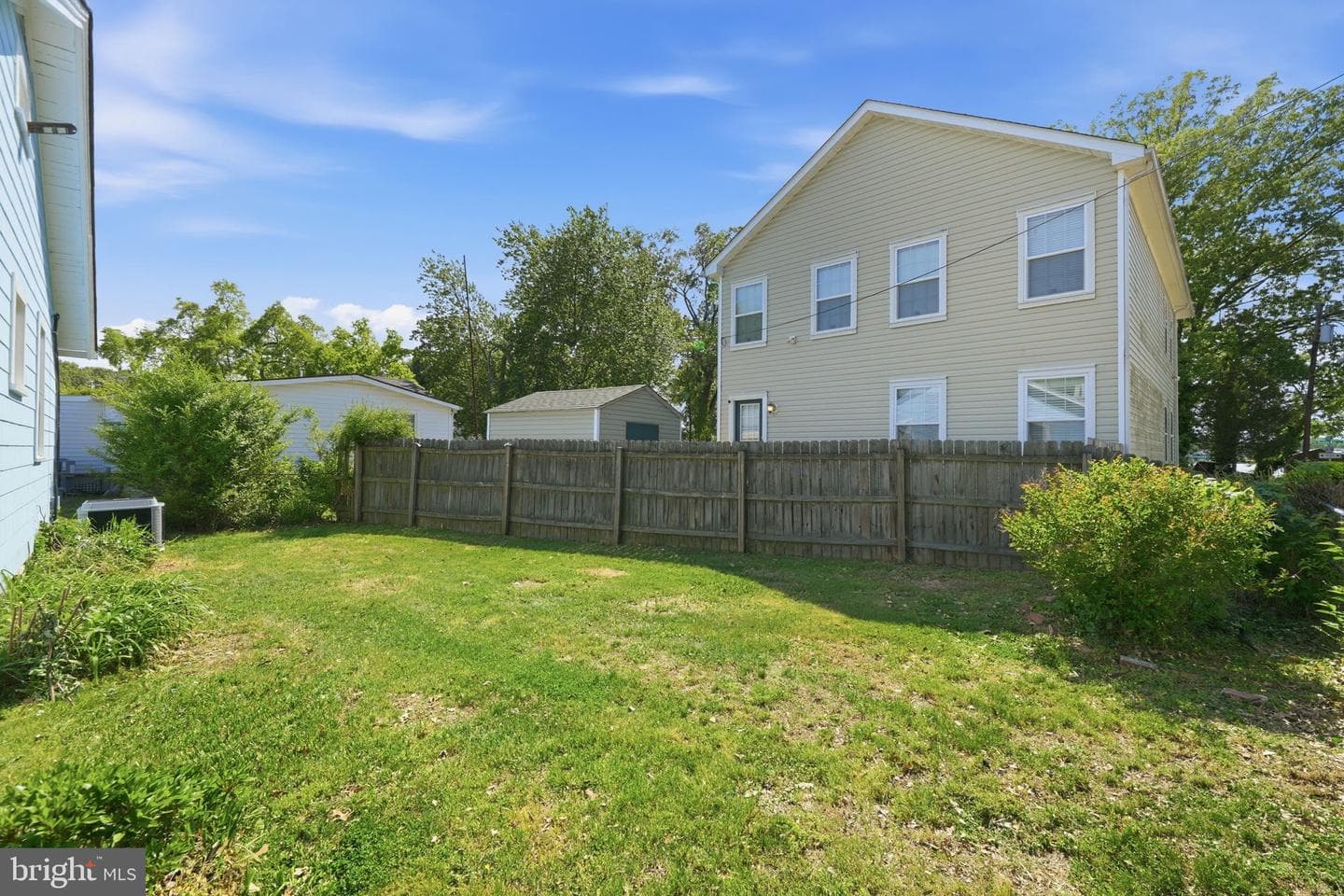 312 Vernon Street photo 38