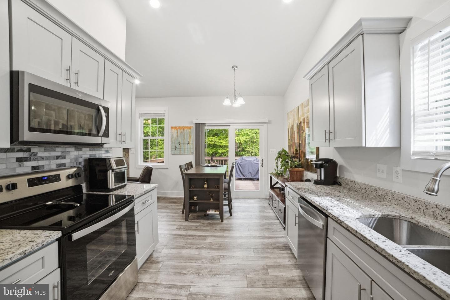 329 N Glebe Road photo 12